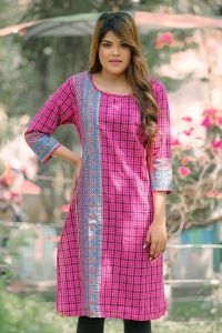  Check Embroidered Cotton Kurti